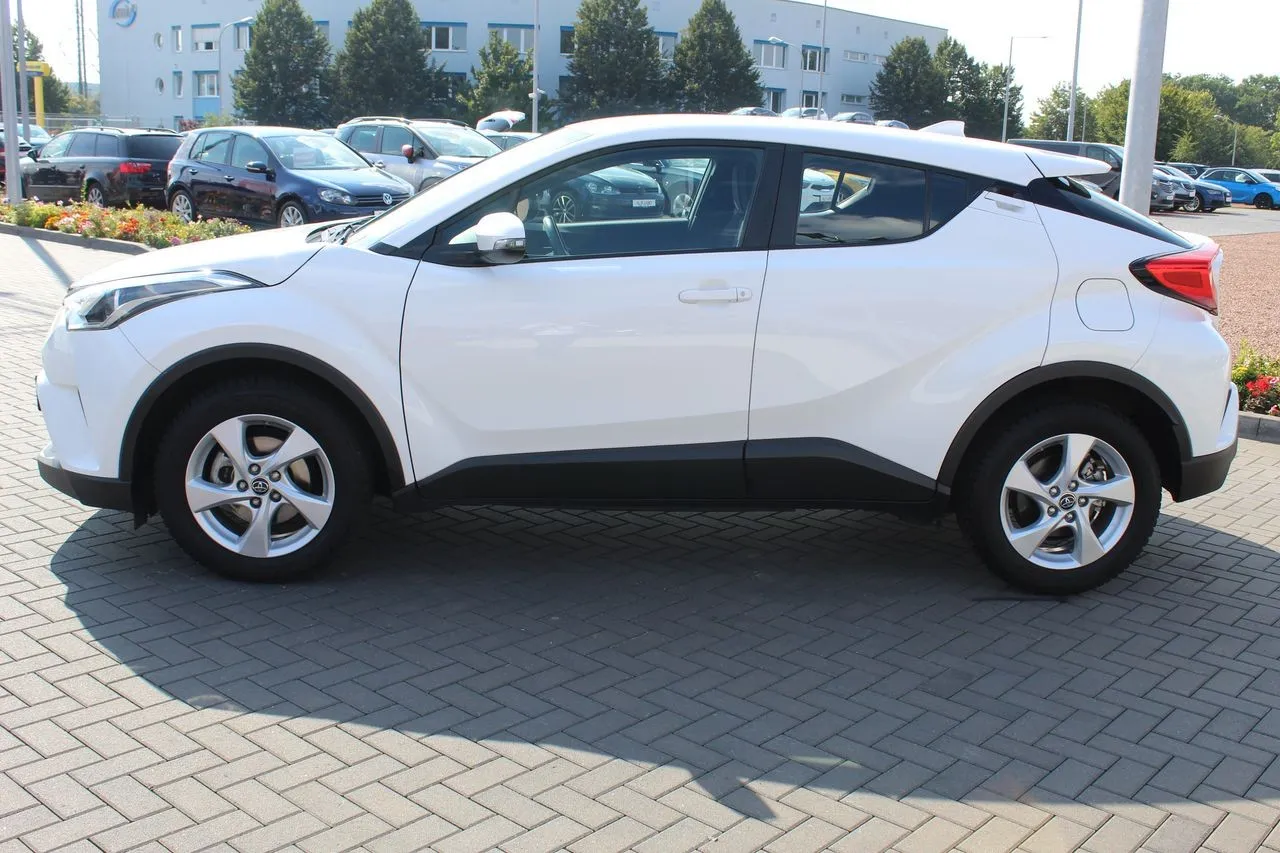 Toyota C-HR 1.2 Turbo Flow 4x2...  Image 2